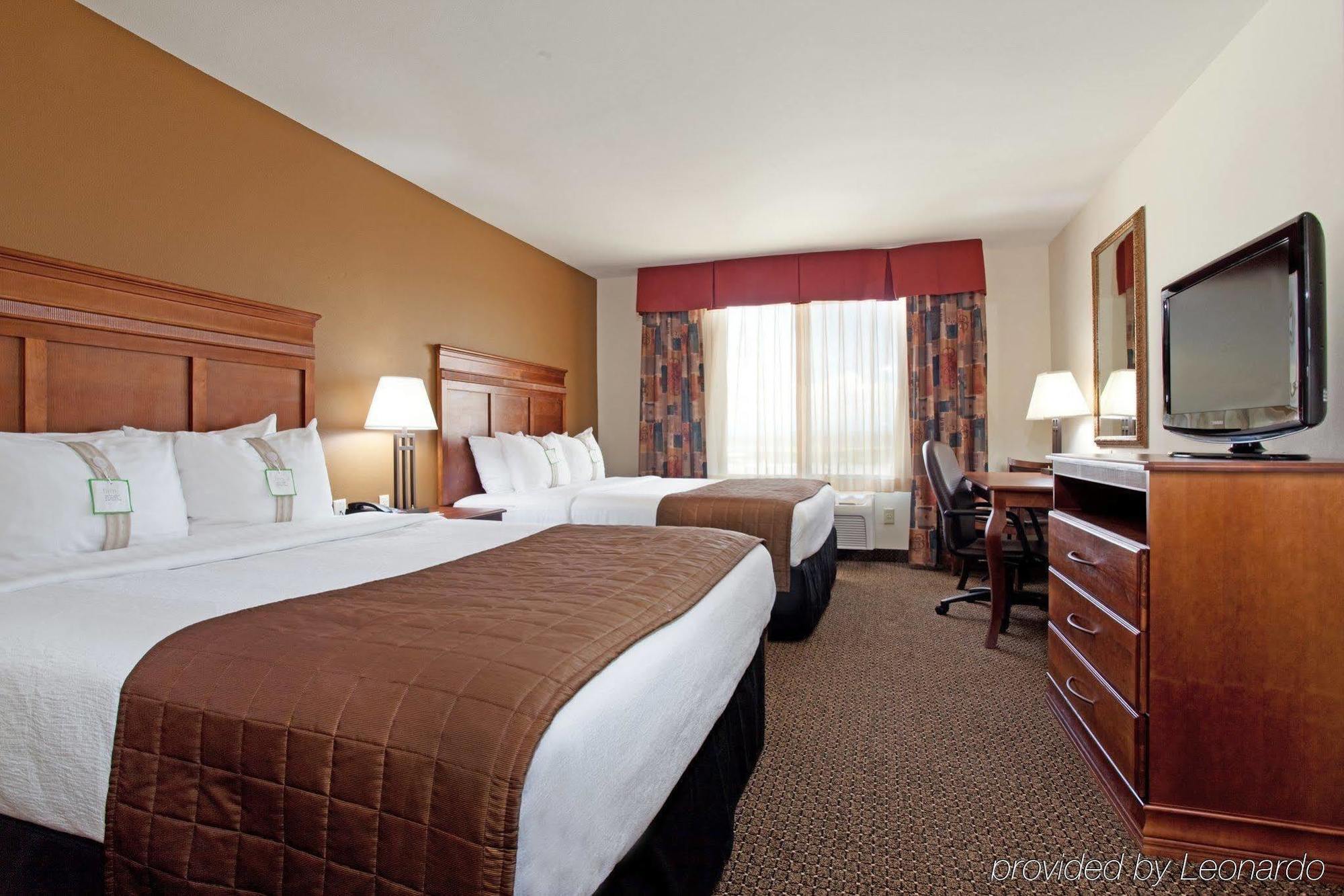 Holiday Inn Express & Suites Trinidad, An Ihg Hotel Bagian luar foto
